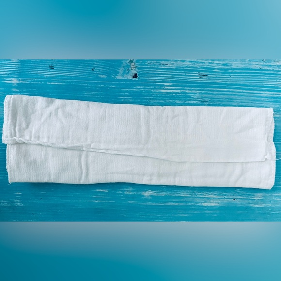 Homegrown Hawaii Keiki Burp Cloth - Picture 3 of 4